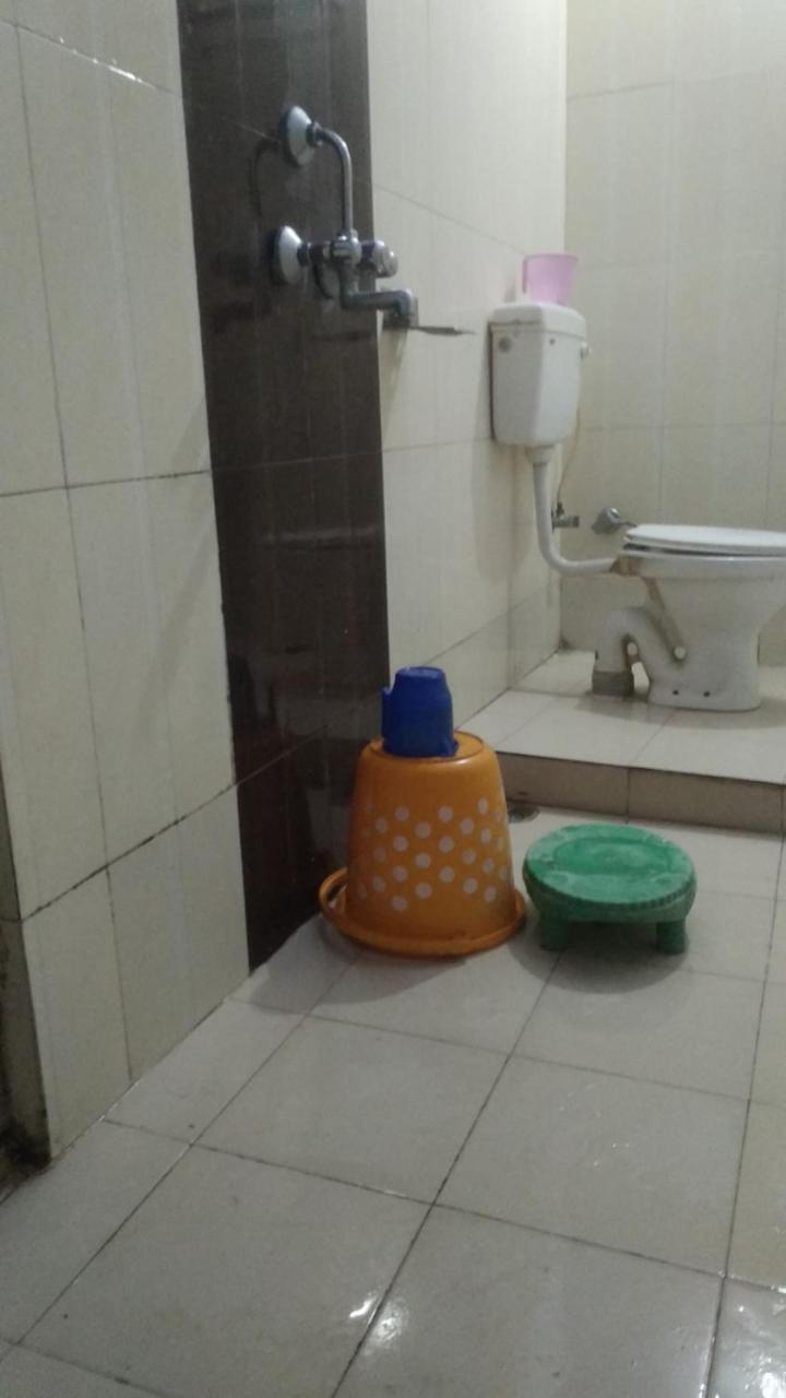 Hotel Giriraj Inn Varanasi Exterior foto